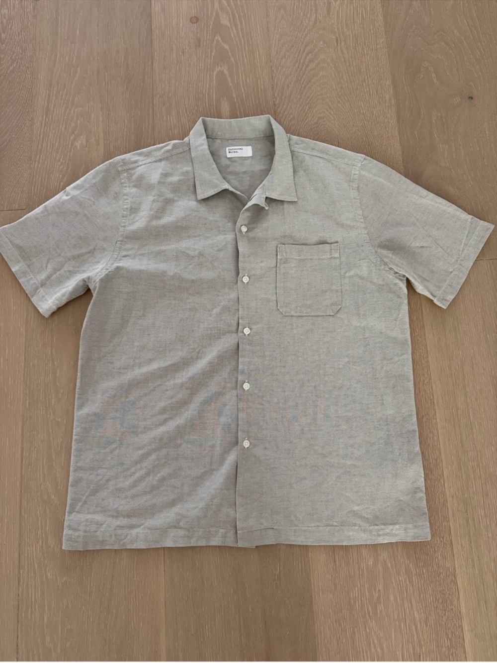 Universal Works Casual Short-Sleeve Button-Down Shirt in Light Gray
